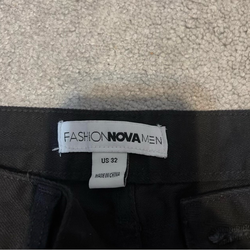 Fashion Nova Men's Slim Black Stretch Jeans - Picture 3 of 3
